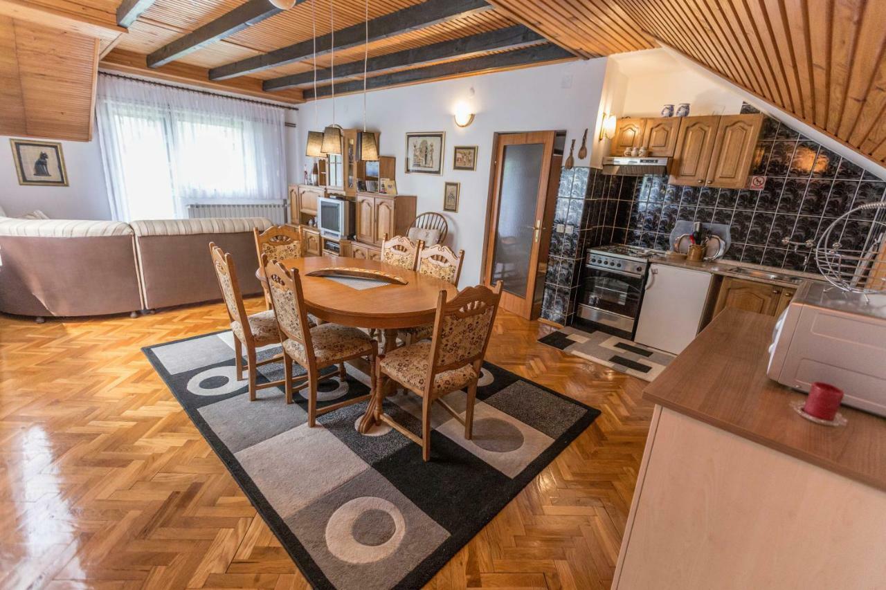 Apartman Ruzica オグリン エクステリア 写真